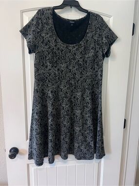 Size 18/20- Torrid Double Knit fit and flare dress- snake print